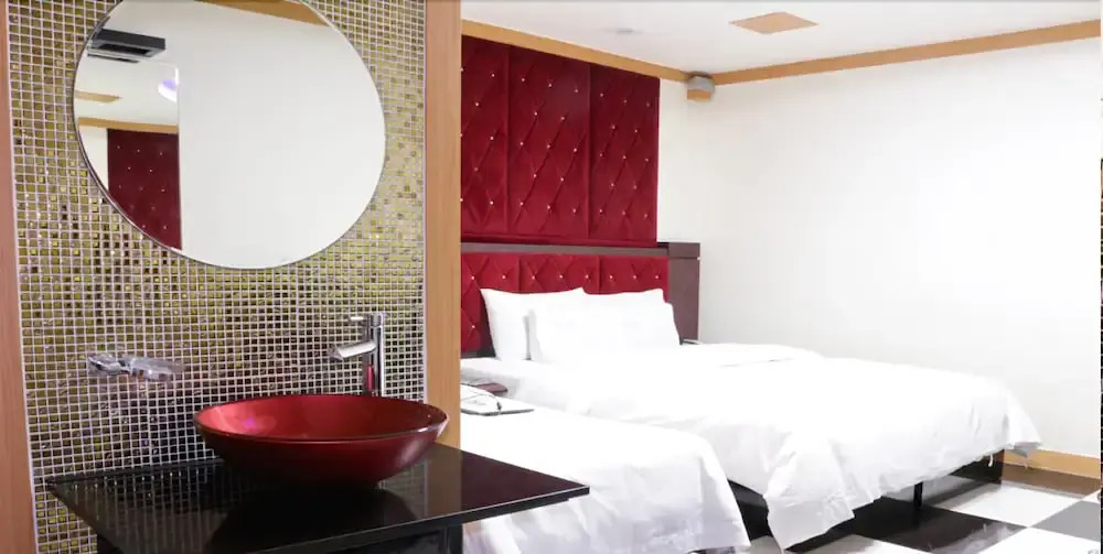 Jm Hotel