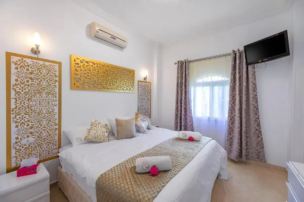 Green Garden Resort Poolside Executive Villa 127