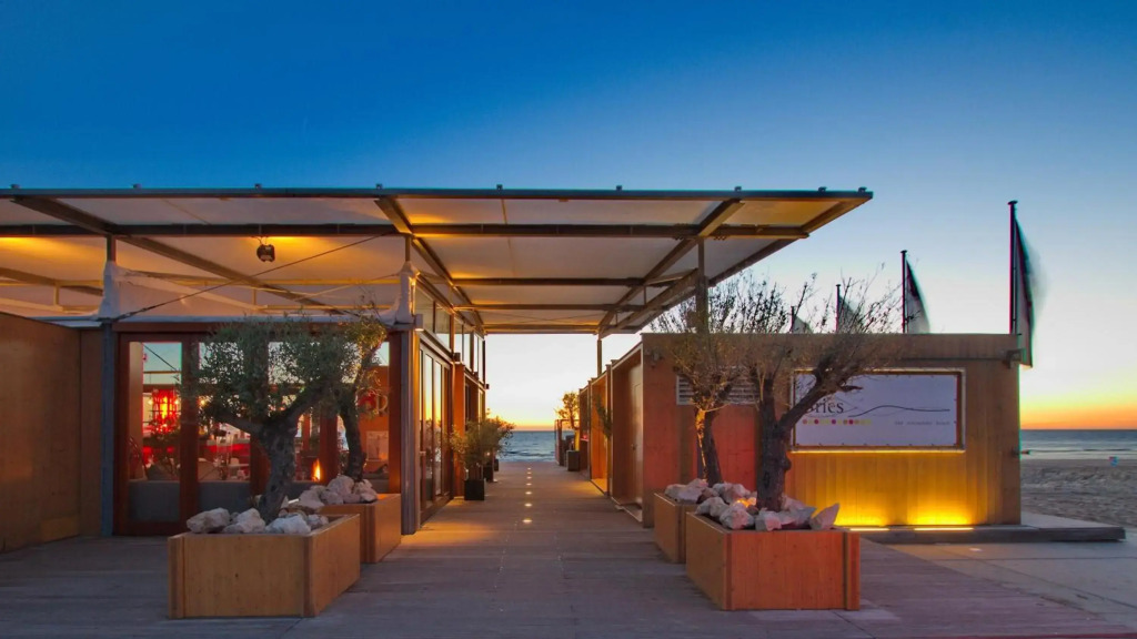 Vesper Hotel