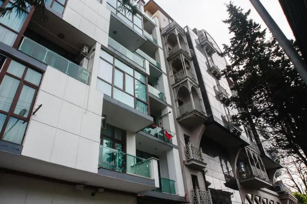 Boulevard apartment