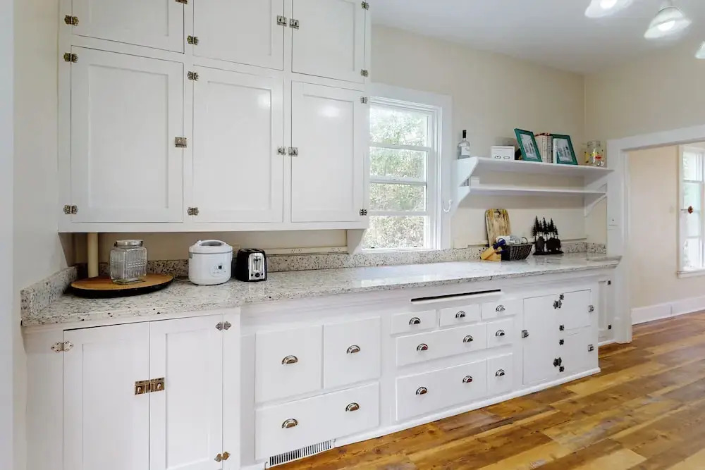 2BR Home w/ Mountain View, W & D, Private Yard