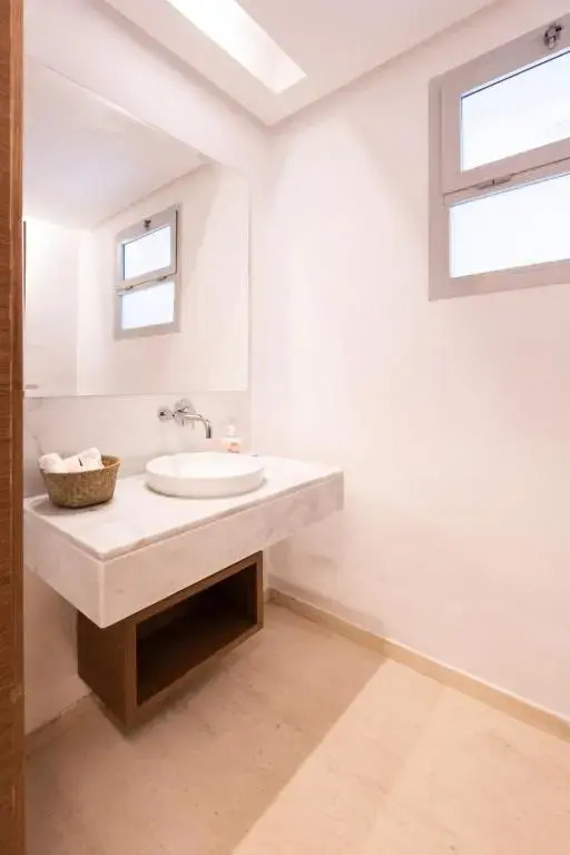 Luxury one bedroom apartment - Best location
