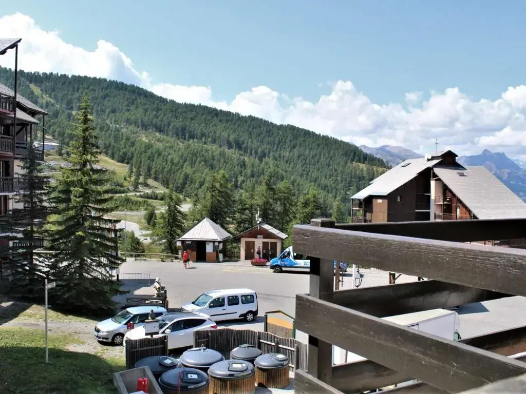 Appartement Risoul, 1 pièce, 4 personnes - FR-1-330-550