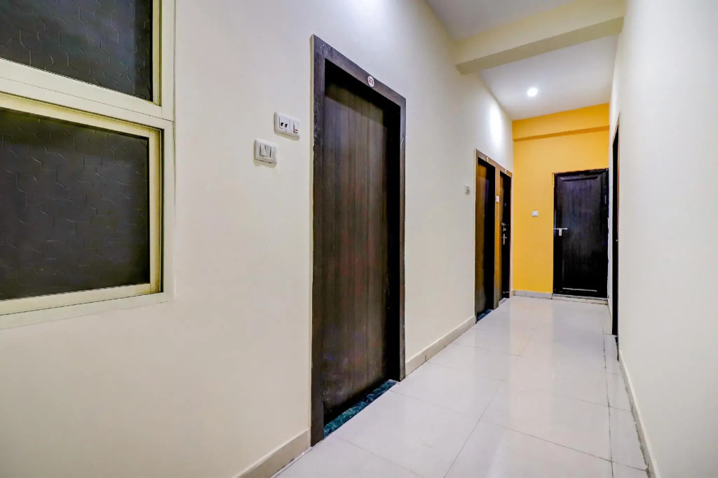 SPOT ON 70895 Braj Guest House