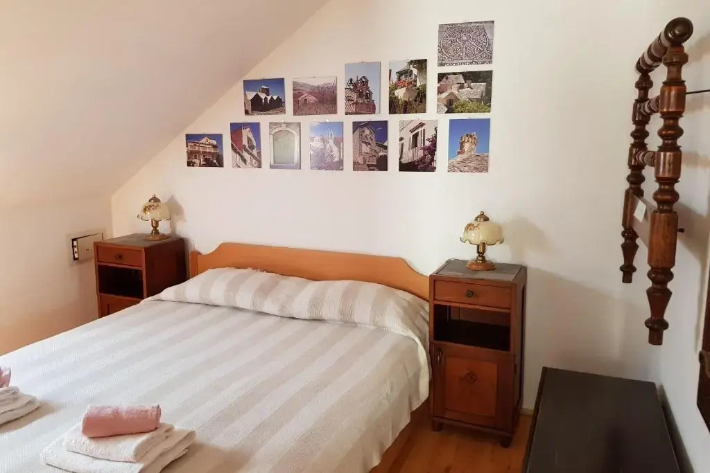 Seaview Apartment With Large Terrace Bol
