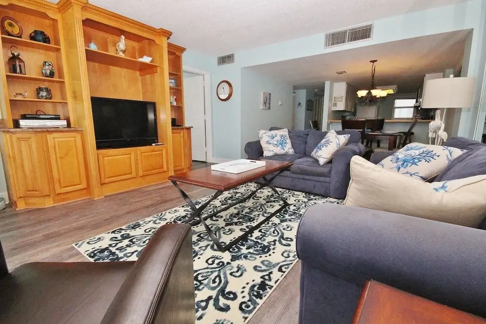 Daytona White Surf 405 Apartment 2