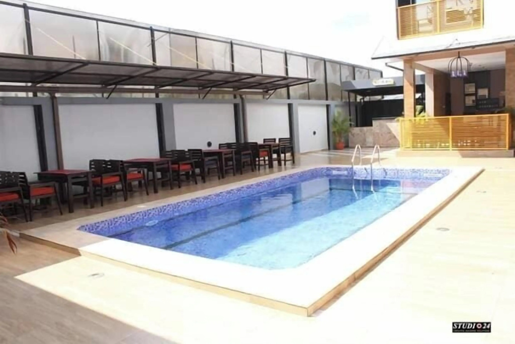 Mg Way Hotel