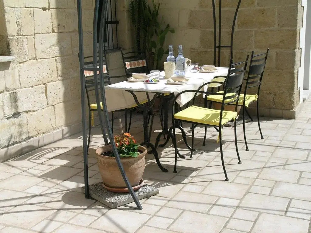 B&B Prestige