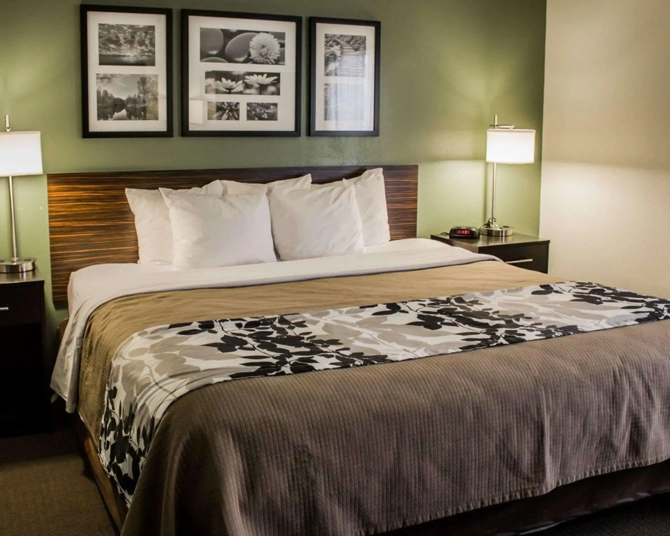 Отель Suburban Studios Johnstown - Richland Town Center