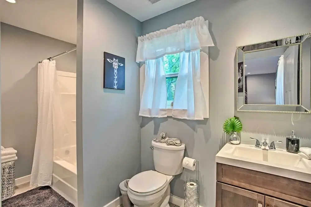 Couples Retreat In Canton w/ Patio, Trail & Yard!