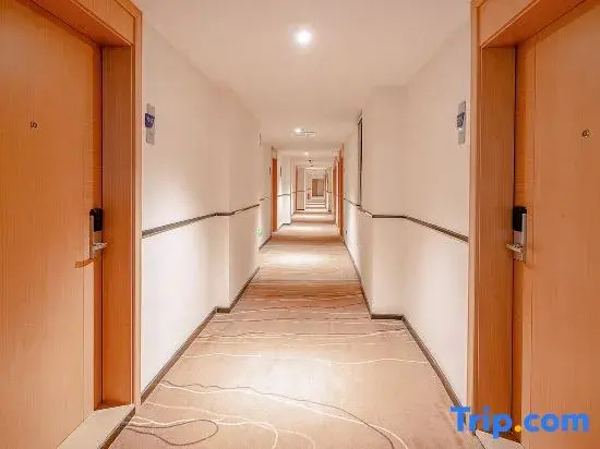 Yeste Hotel (Yulin Experimental Middle School)