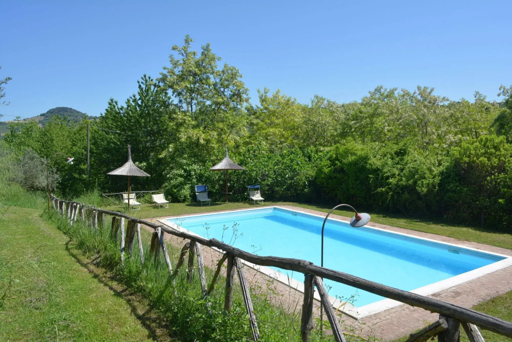 Agriturismo La Volpe E LUva