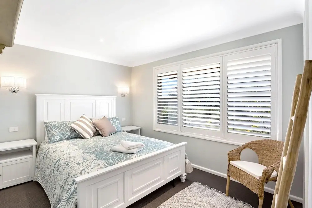 Bagnall Avenue, 1