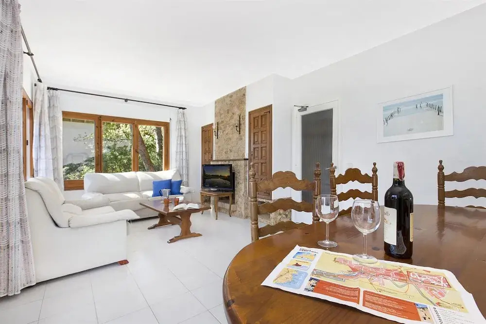Apartment - 3 Bedrooms with Pool - 107488