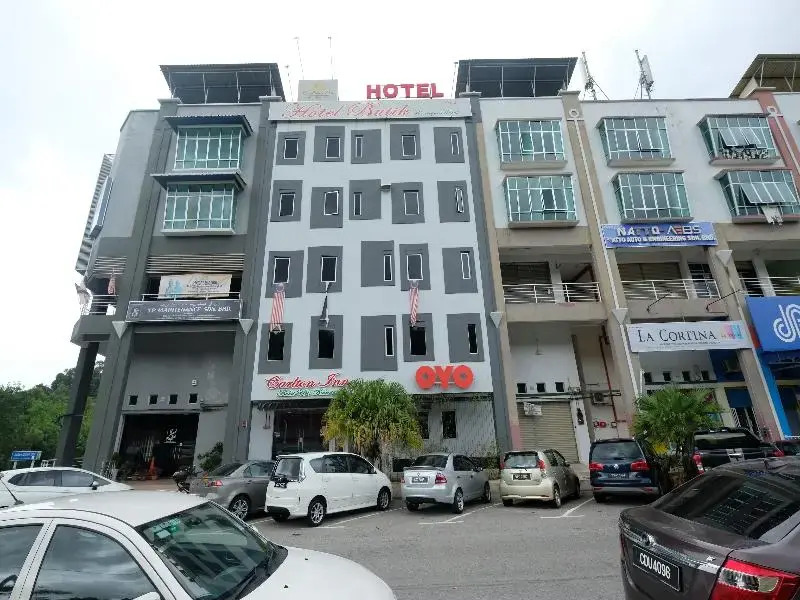 Carlton Inn Bukit Ubi
