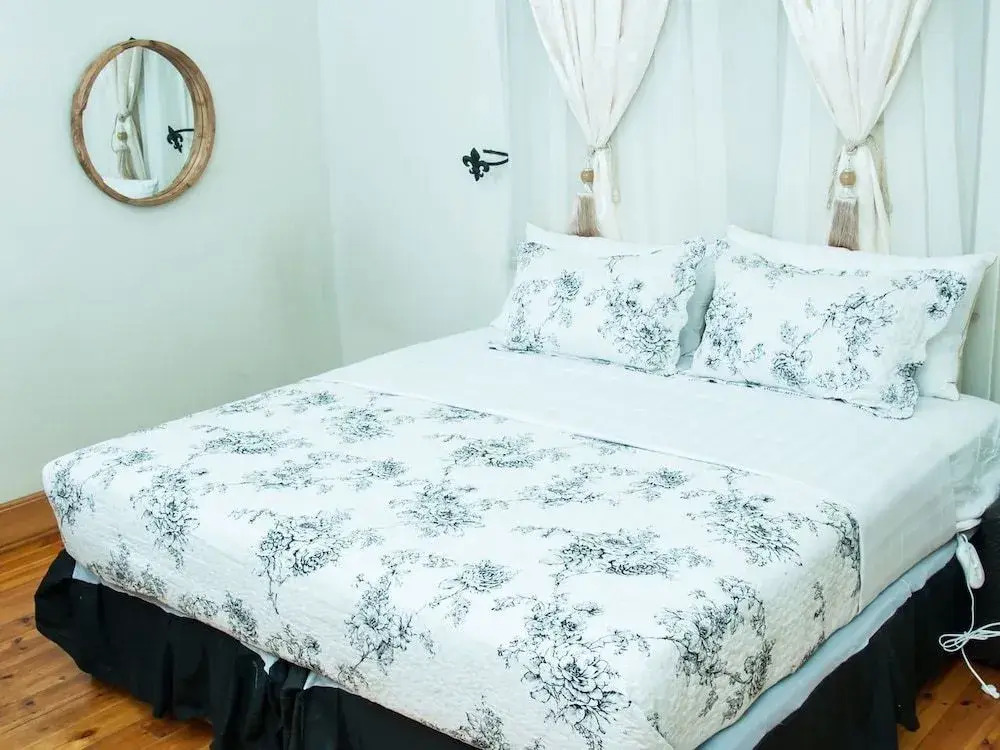 Ui Elemea Suites