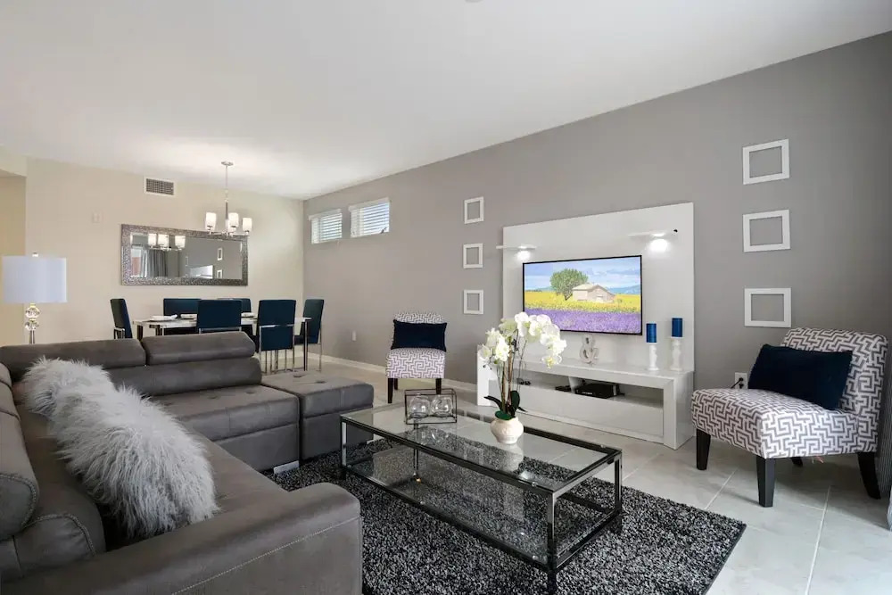 201 Apartment Storey Lake 46657/46937