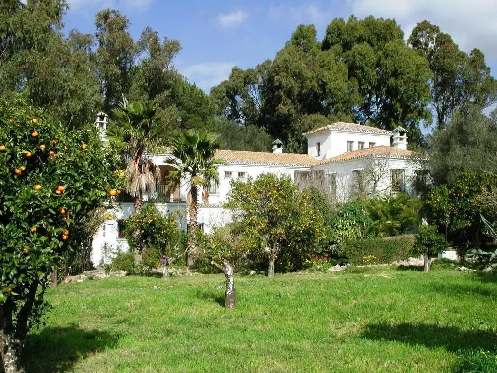 Finca San Ambrosio - Apartments in grüner Oase mit Terrasse, Pool, Heizung, WiFi