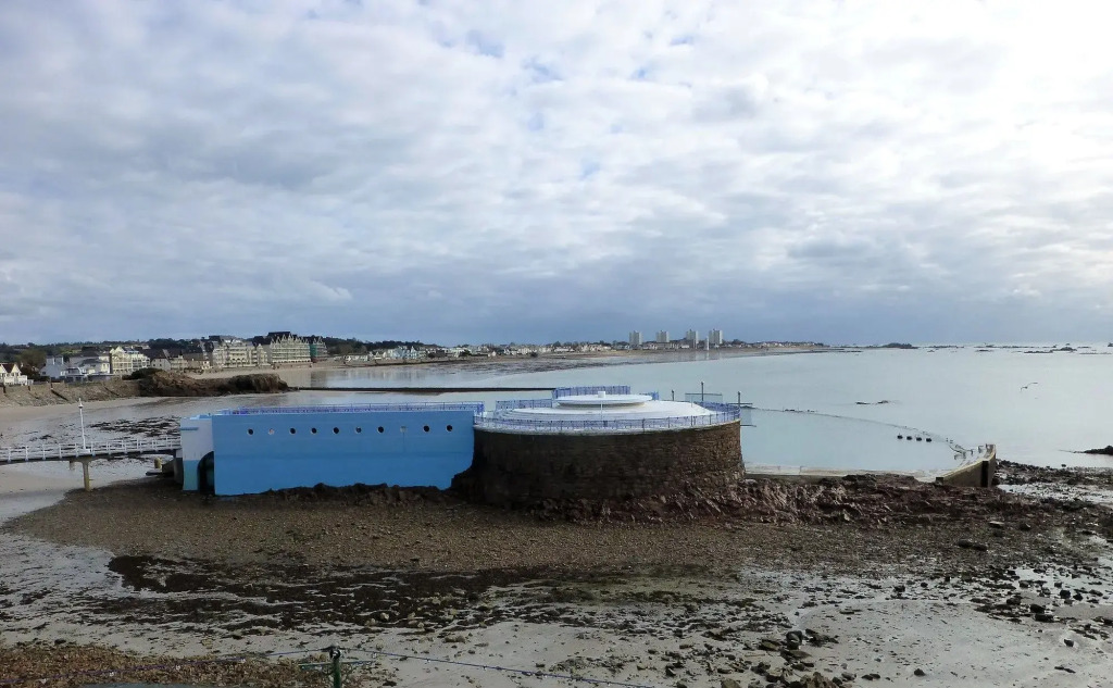 Fort Dauvergne Hotel