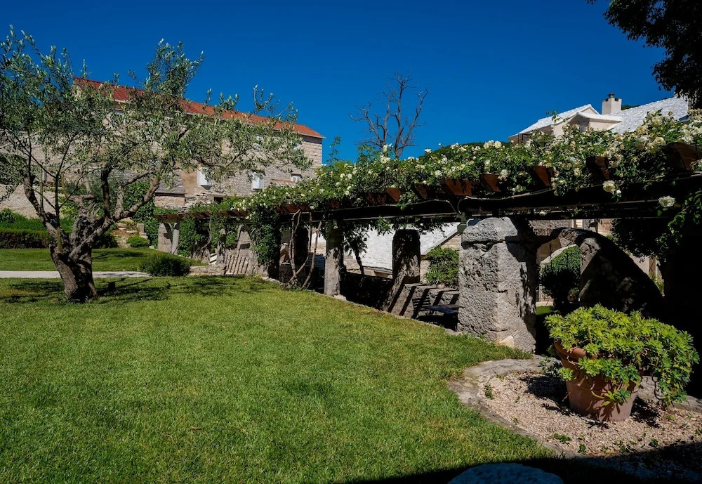 Puteus Palace Heritage Hotel