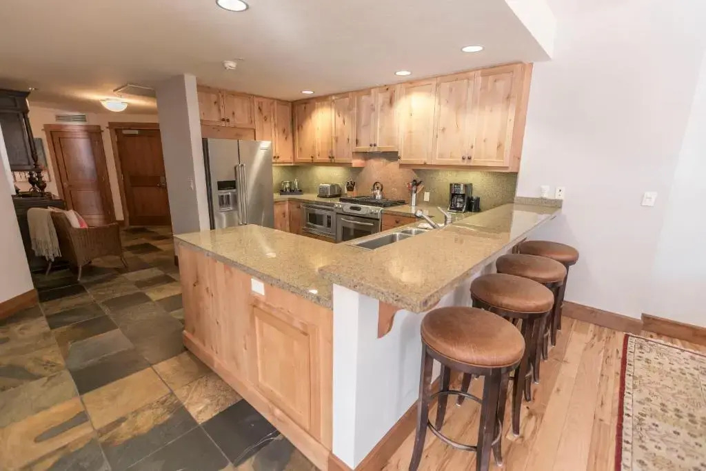 Luxury 4BD Village at Northstar Residence - Iron Horse South 412