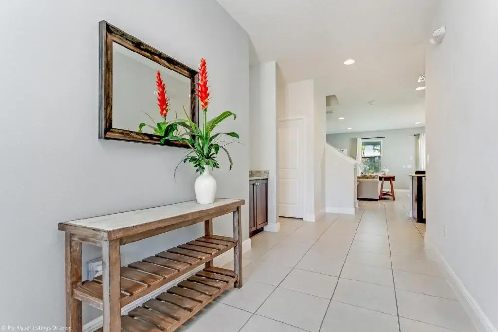 8 Bedroom Vacation Home with Pool 2114