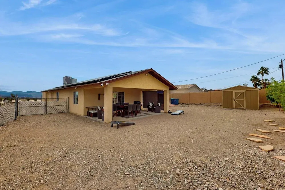 Great for Families! Lake Havasu City Haven w/ Yard