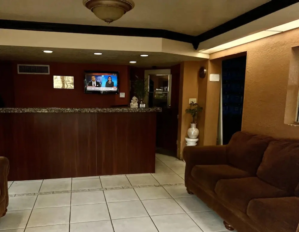 Americas Best Inn and Suites Fort Lauderdale North