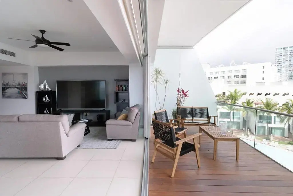 Exquisite 2BR w beach & pool in Puerto Vallarta