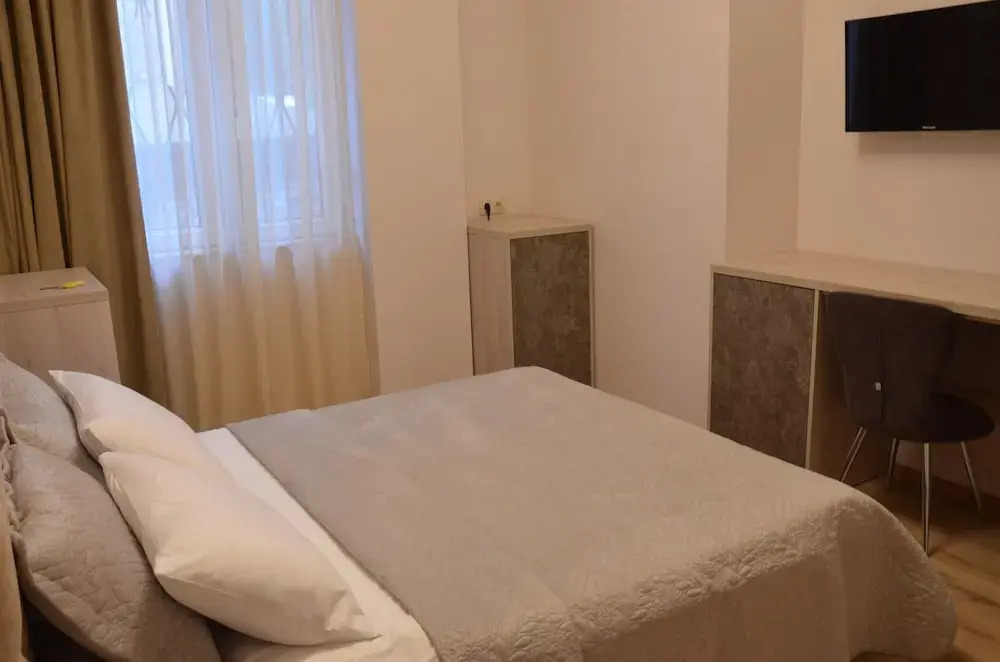 Hotel Griboedov