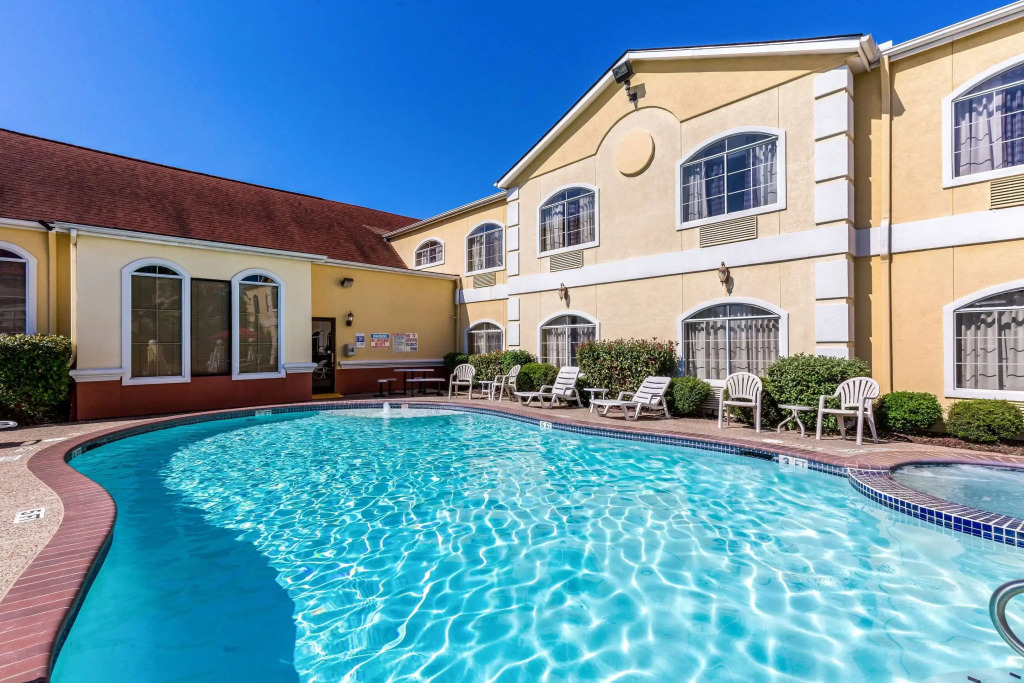 Studio 6 Suites Houston, TX - Spring