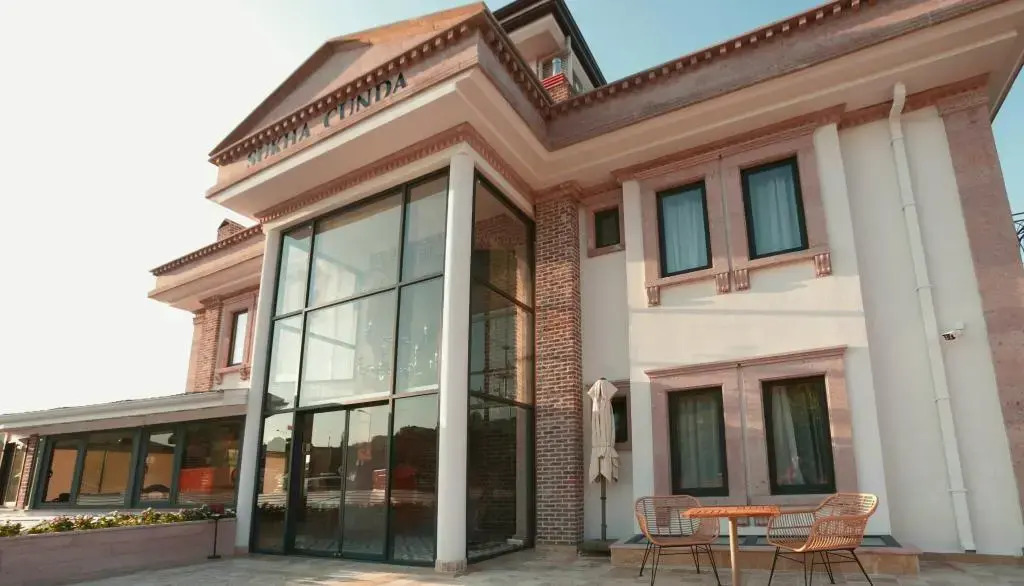 Sukha Cunda Otel