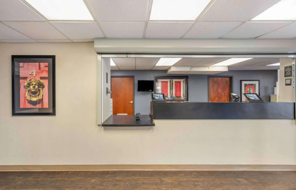 Extended Stay America Select Suites - Chicago - Downers Grove