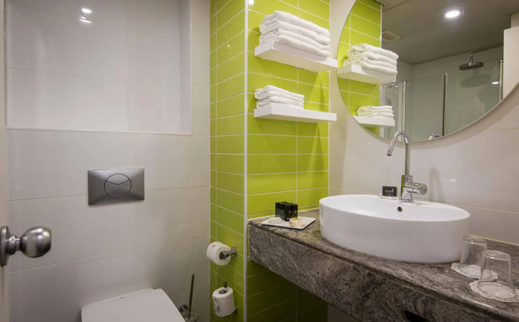 Jewel Boutique Hotel by The Beach