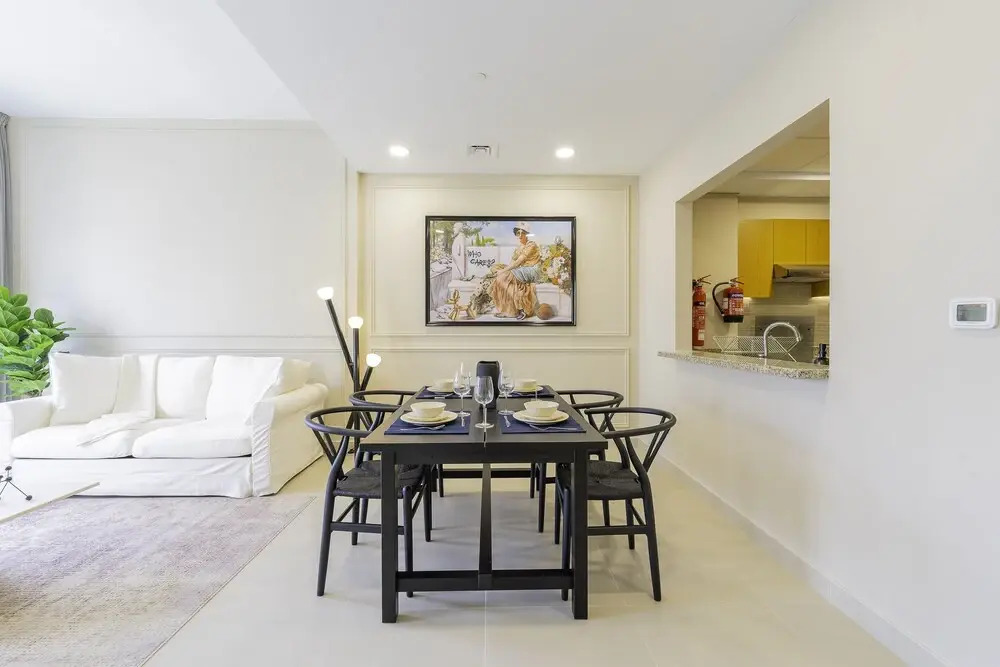 Monty - Upscale Modern 1BR in the heart of DT Dubai