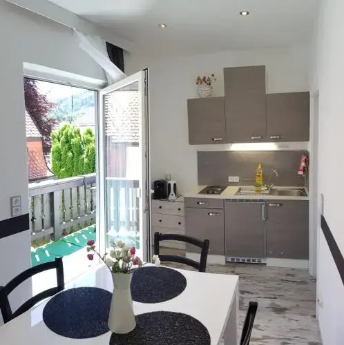 LA Boutique House