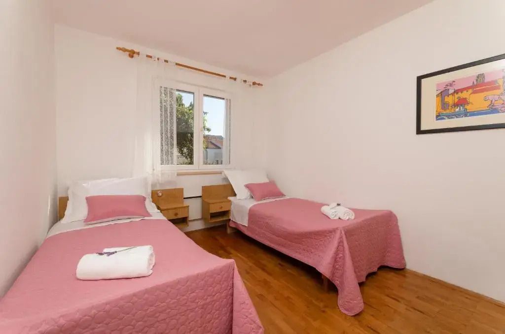 Apartment Nona - Center, 150 meters from the beach