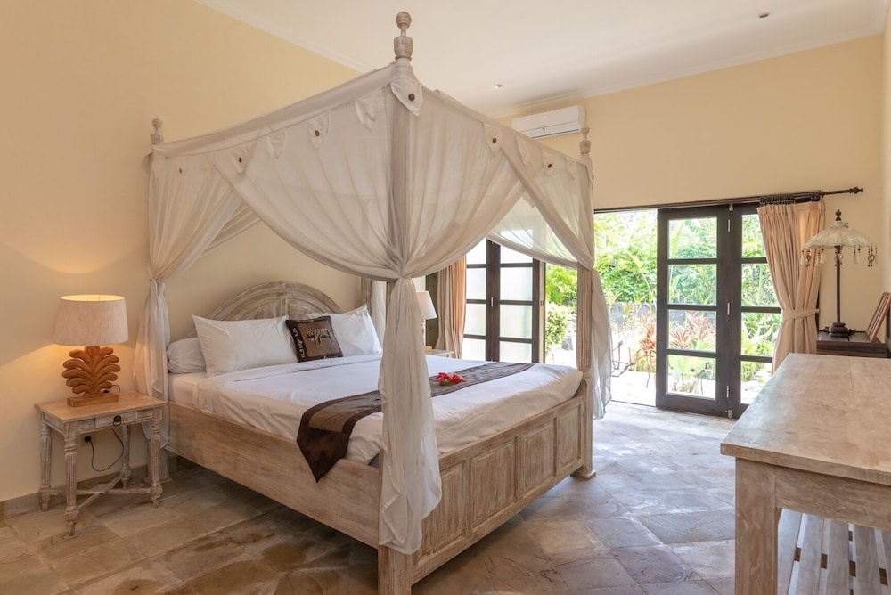 Villa Lotus