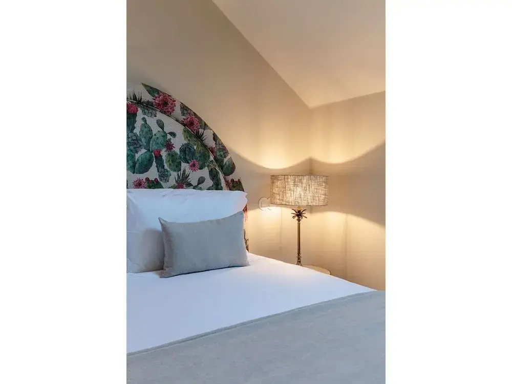 Dear Lisbon - Valmor Palace