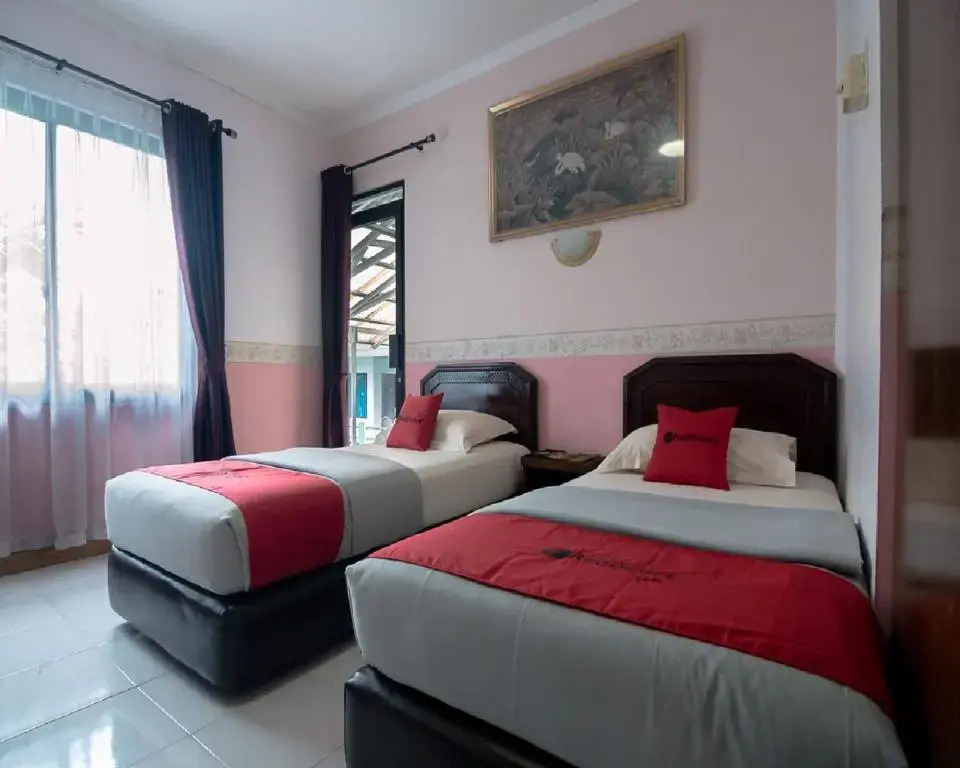RedDoorz near Bogor Medical Center