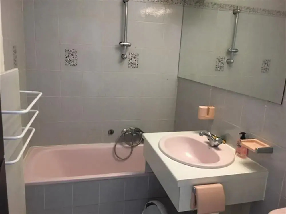 Apartment With One Bedroom In Frejus With Wifi 300 M From The Beach