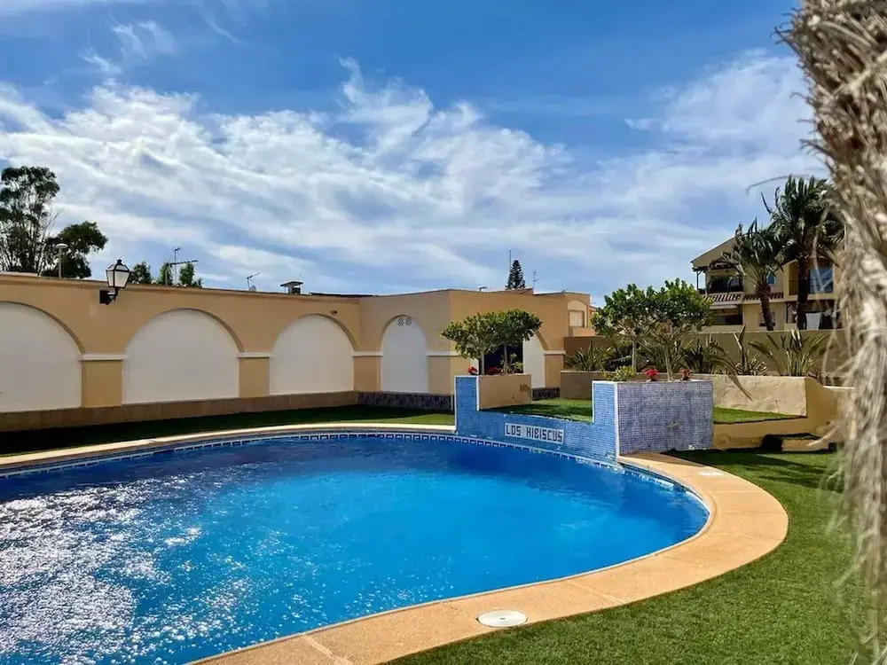 Seaside Flat With Shared Pool