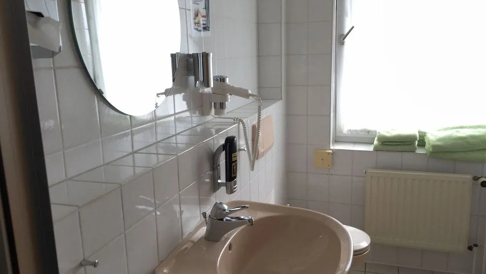 Zum Alten Fährhaus - Bed & Breakfast