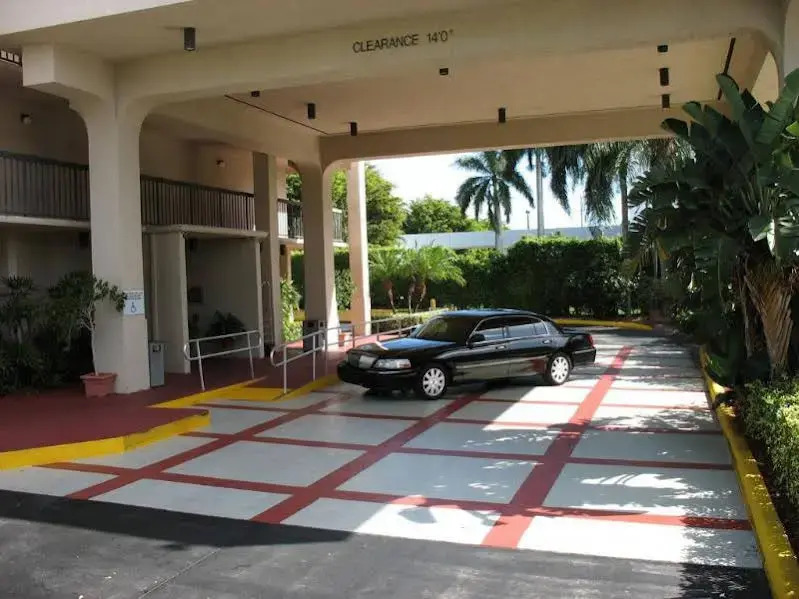 Rodeway Inn West Palm Beach Airport (ex. Stay Inn West Palm Beach)