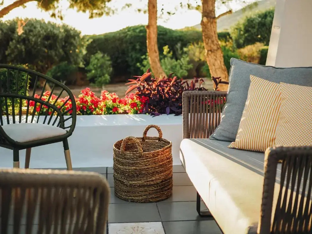 Villa Oasis with Large Pool Athenian Riviera Lagonissi