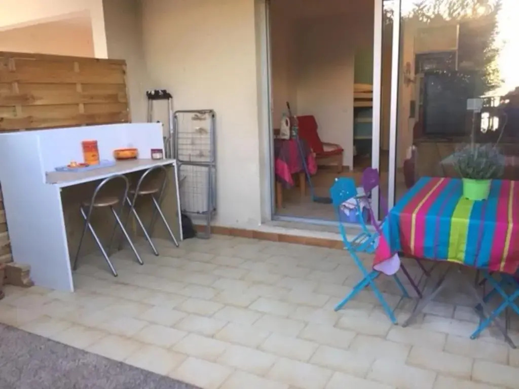 Studio Les Lecques 100m de la plage