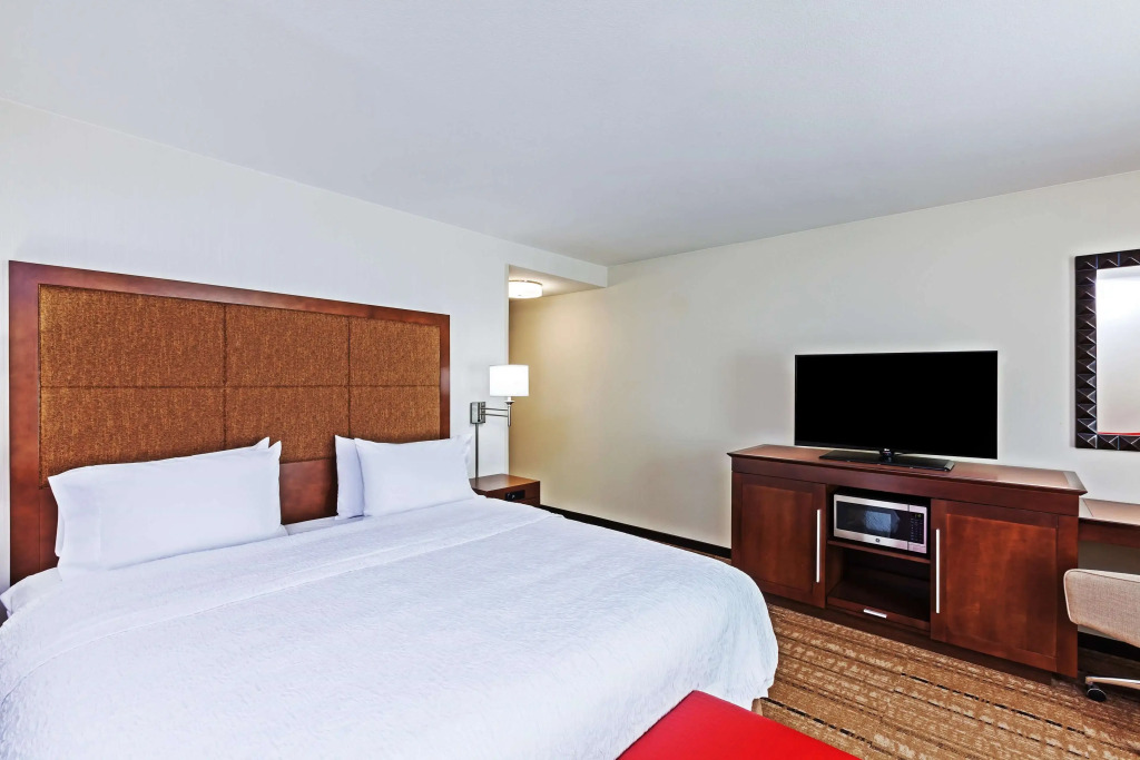 Hampton Inn & Suites Houston I-10 West Park Row, Tx