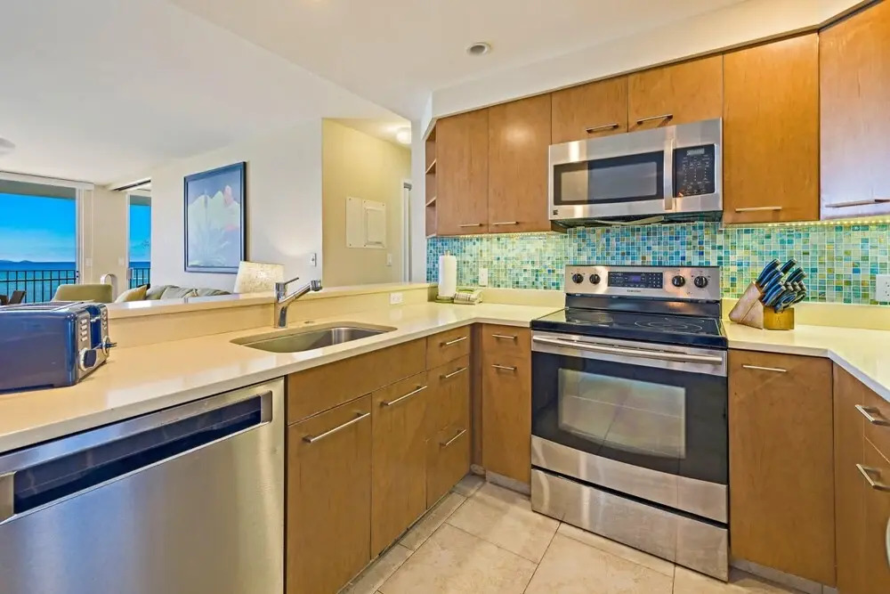 Hololani B703 by Maui Life Realty
