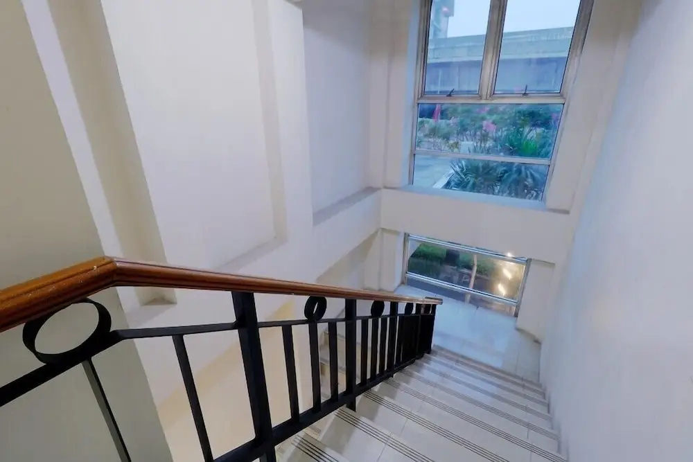 OYO 128 Mutiara Suites