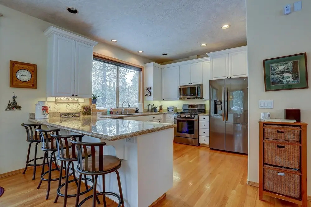 18 Hickory Pet-friendly Home With Expansive View of Pines by Redawning